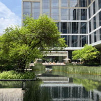 New Bangkok luxury hotels review - Four Seasons on the river is a retreat with art and super food