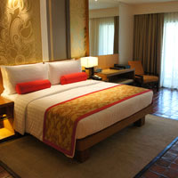 Phuket long stay hotels, try Outrigger Laguna Club Lagoon