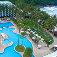 Phuket resorts review, Le Meridien has a private beach and huge swimming pools