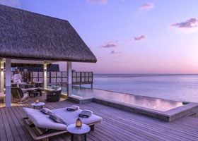 Four Seasons Resort Maldives at Landaa Giraavaru